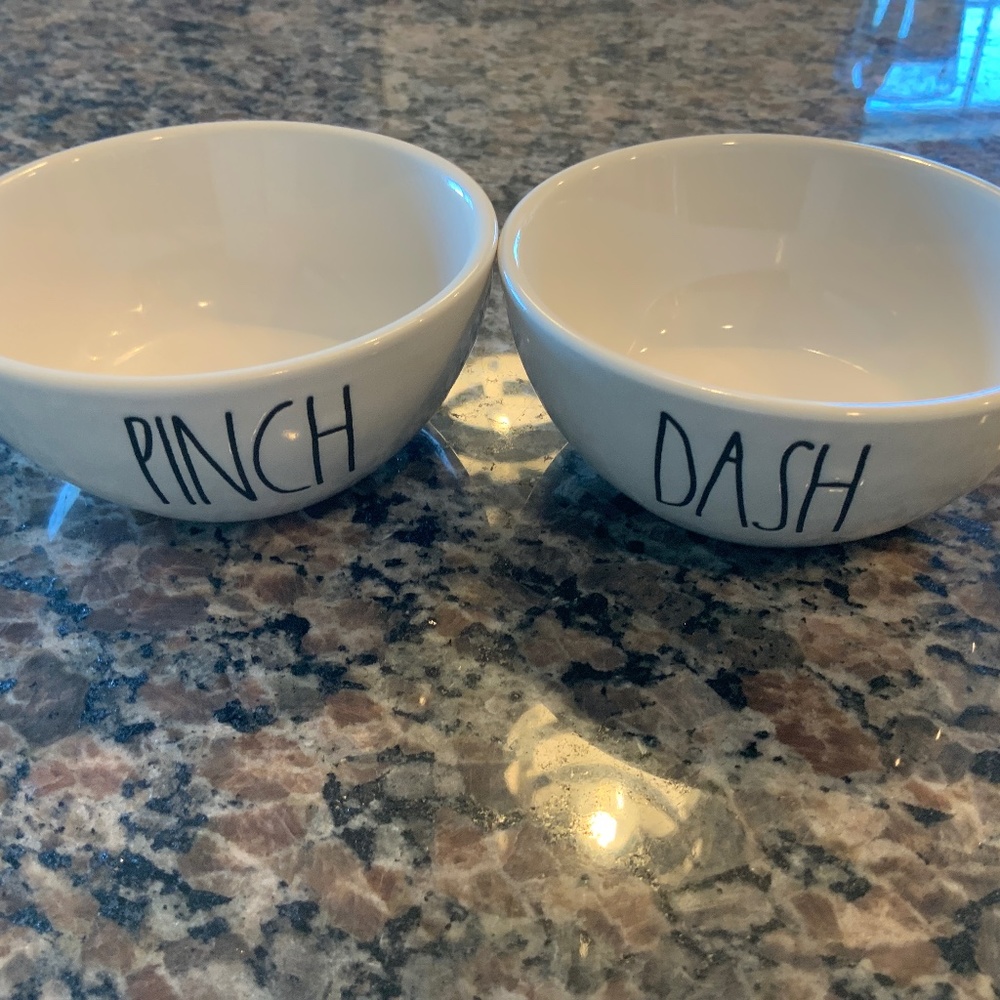 Rae Dunn Pinch and Dash Small Bowls